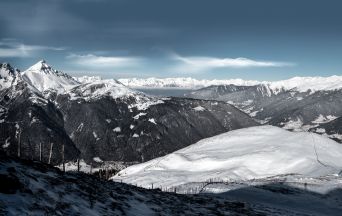 Vistas hacia Serles y Blaser desde Nosslachjoch